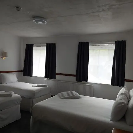 Twa Dogs ゲストハウス ケズィック